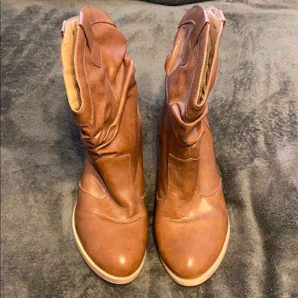 Cowboy booties/boots - Picture 2 of 4